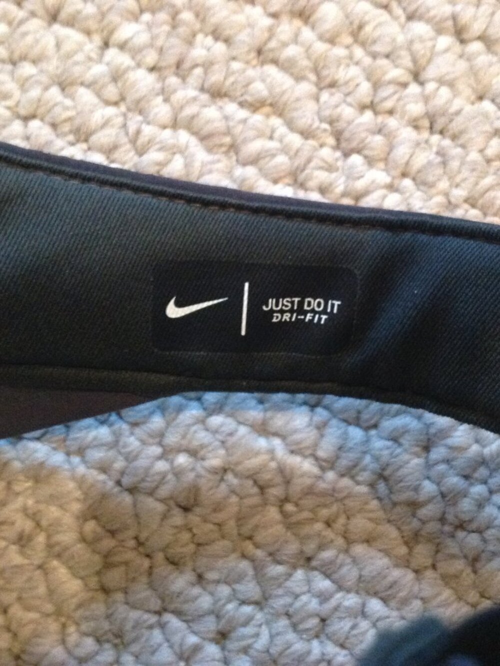 Nike  Visor - Picture 9 of 11